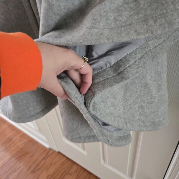 Tuckernuck Grey Wool Blend Full Zip Huntington Poncho Jacket Size OS - Picture 7 of 16